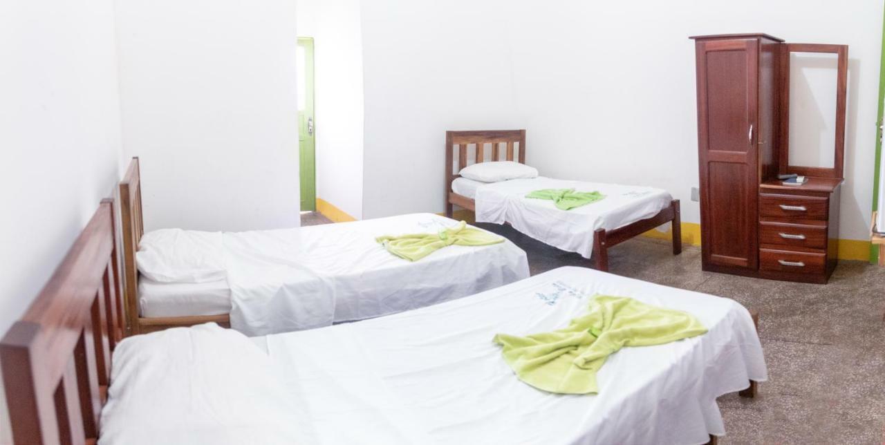 Hotel Ilha Bela Паринтинс Екстериор снимка